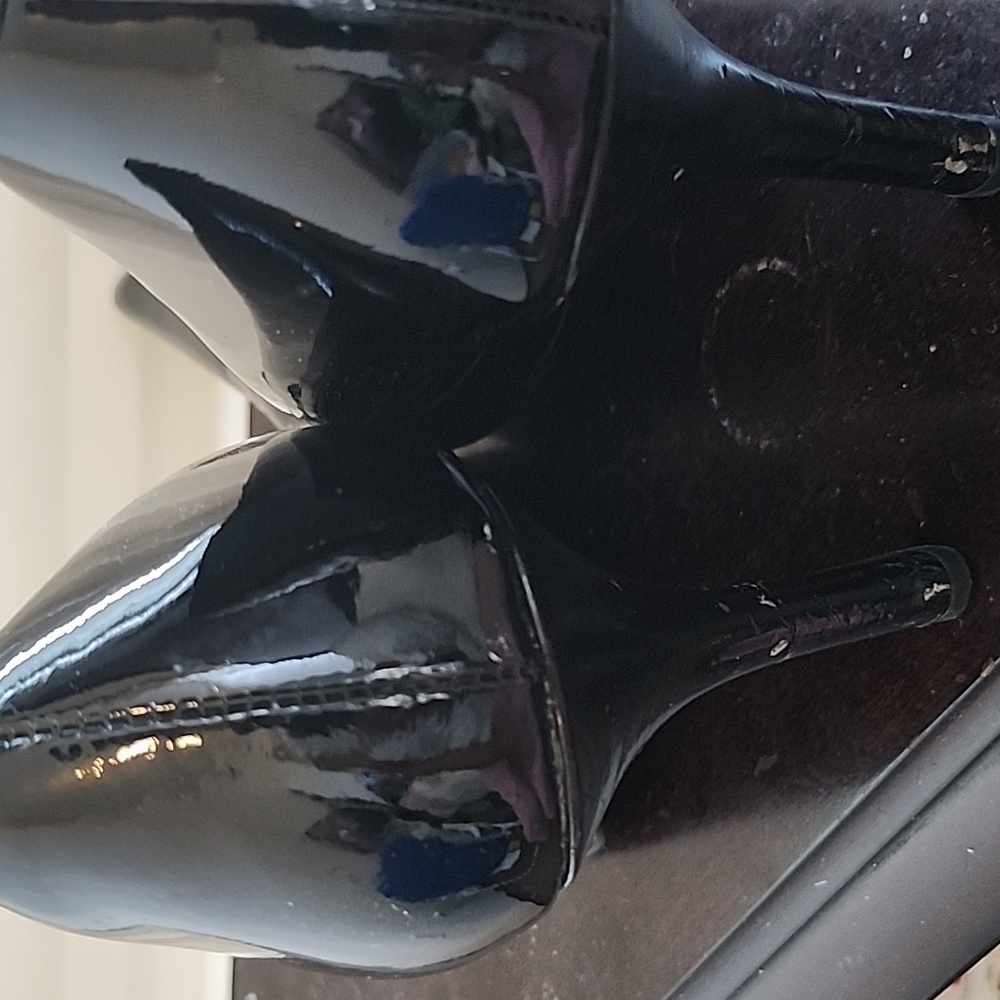 Shoes - Picture 3 of 3